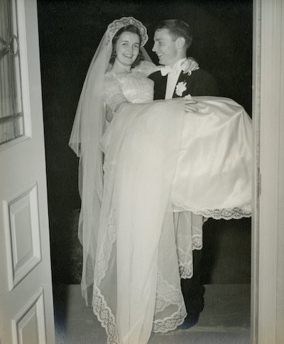 Wedding_threshold_small